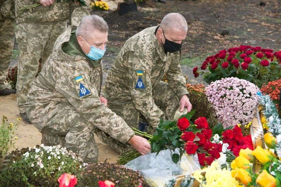 40 днів після трагедії: у Харкові вшанувати загиблих у катастрофі Ан-26 (фото)