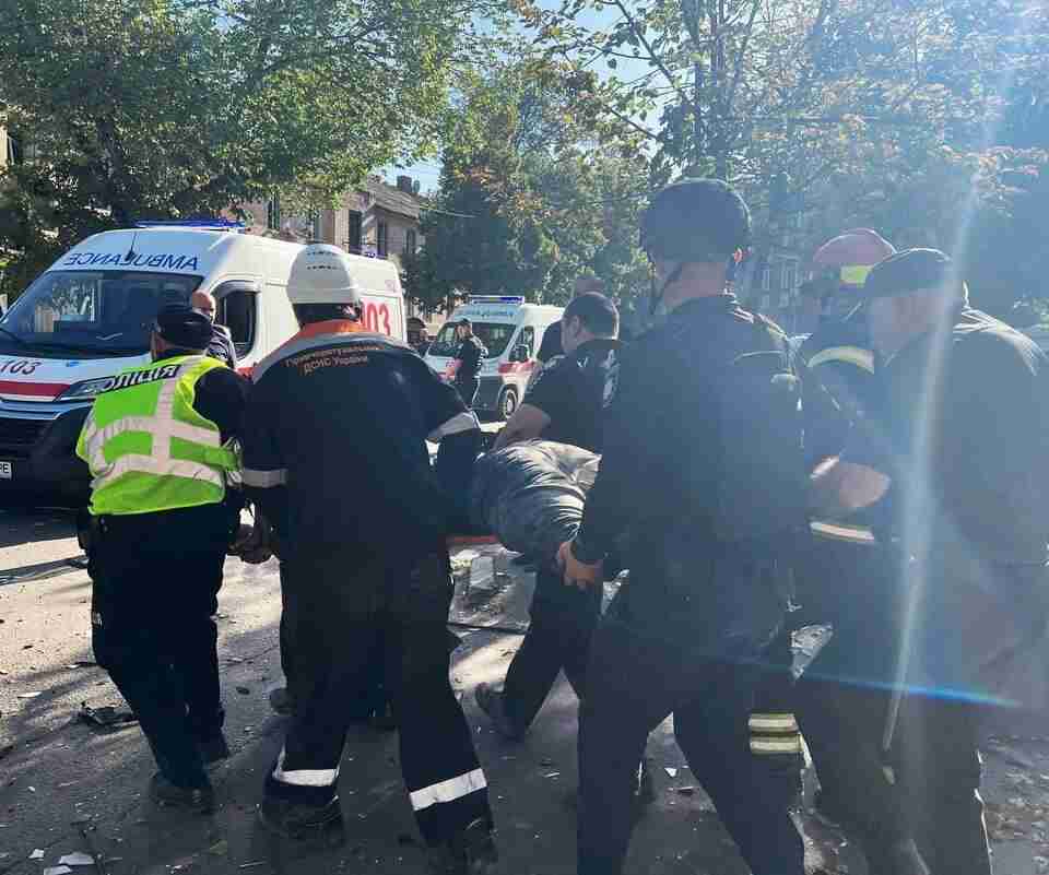 Атака по Кривому Розі: завершено пошуково-рятувальні роботи, названо кількість постраждалих (ФОТО, ВІДЕО)
