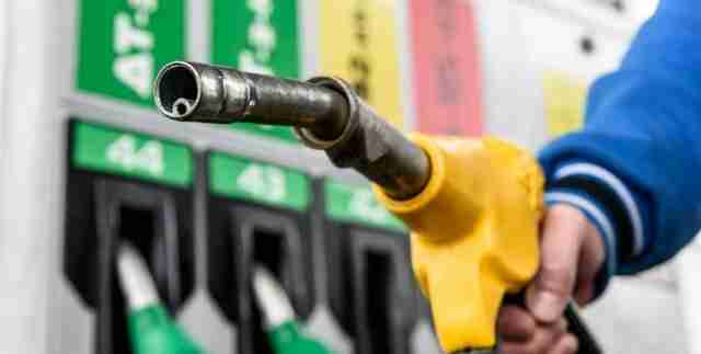 АЗС в Україні скорегували вартість бензину та дизельного пального