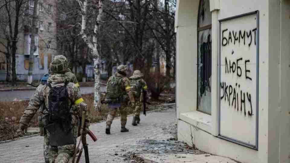 «Бахмут витримає»: українські воїни пішли у контрнаступ