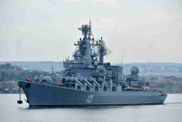 Батько зниклого на крейсері «Москва» назвав Путіна «брехливою тварюкою», але  готовий вбивати українців