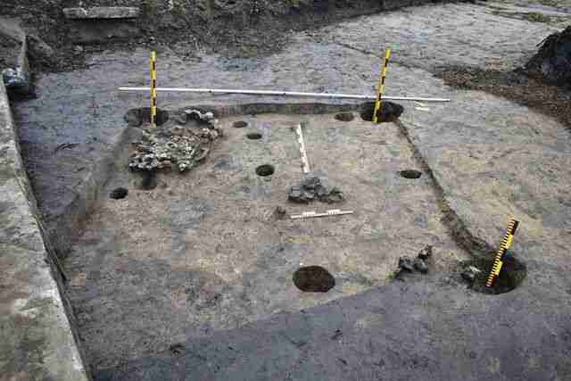 Біля Львова під час розкопок археологи виявили житла ранньої слов’янської культури (ФОТО)