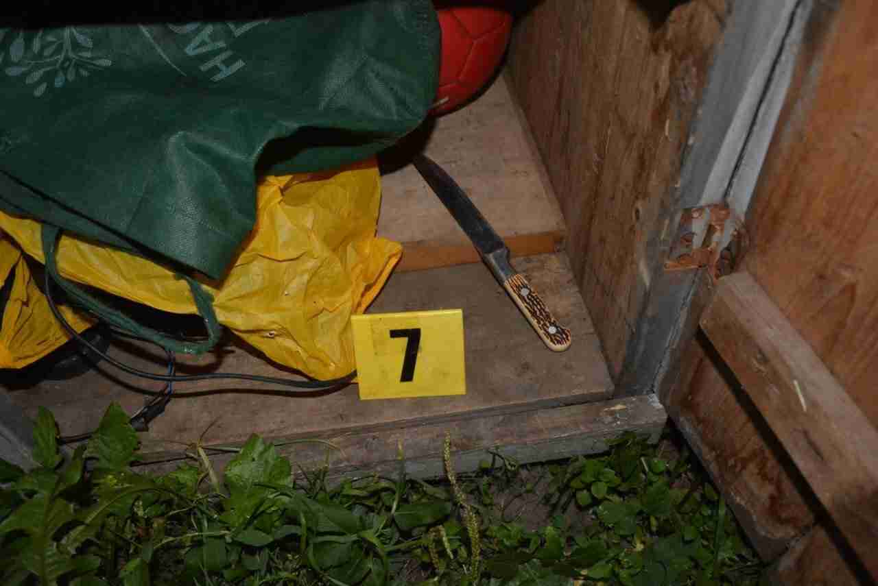 Біля Львова жінка вбила знайомого та чотири місяці тримала тіло у будинку (ФОТО)