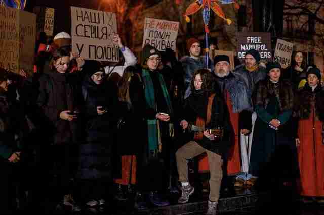 Близько 2000 «азовців» досі в полоні: у Львові відбулася акція на підтримку захисників Маріуполя (ФОТО)