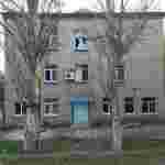Бойовики обстріляли «ковідну» лікарню на Донбасі, без електропостачання залишився корпус, де лікуються 45 осіб (ФОТО)