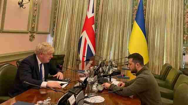 Борис Джонсон зустрівся з Володимиром Зеленським під час неанонсованого візиту до Києва