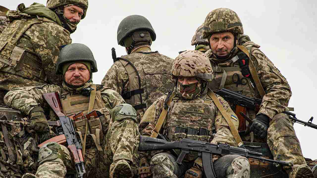 Британська розвідка оприлюднила актуальну карту бойових дій в Україні (КАРТА)