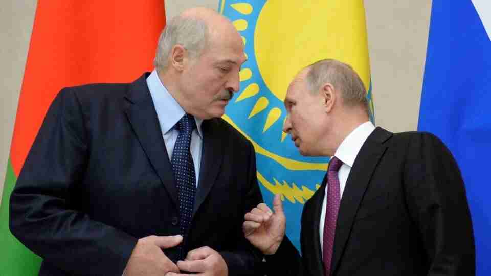 Британська розвідка повідомила, чому Лукашенко боїться війни в Україні
