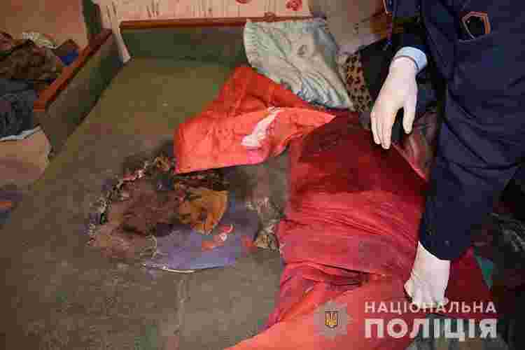 Бив, душив, припікав: на Тернопільщині знайшли понівечене тіло жінки (відео, фото)