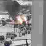 Через припарковані автомобілі рятувальники не змогли доїхати до палаючого в столичному ЖК авто (ВІДЕ, ФОТО)