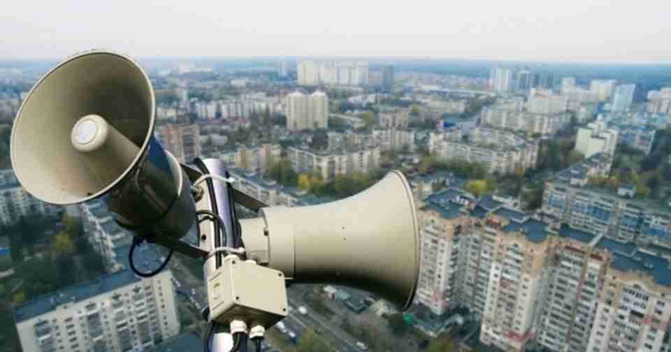 Чому повітряна тривога лунає по всій Україні так часто: відповідь речника Повітряних Сил