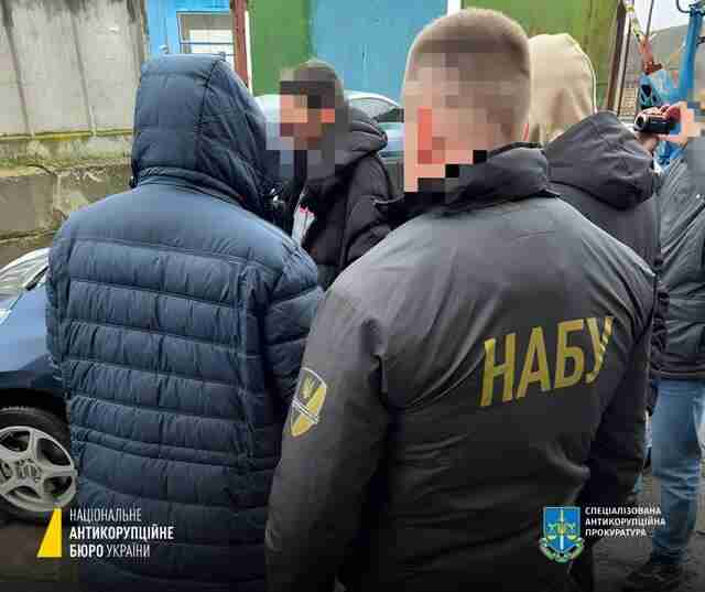 Депутата Тернопільської облради затримали за вимагання грошей від поранених воїнів ЗСУ (ФОТО)