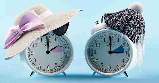 До літа все ближче: коли в Україні переводять годинники на літній час 2023 року