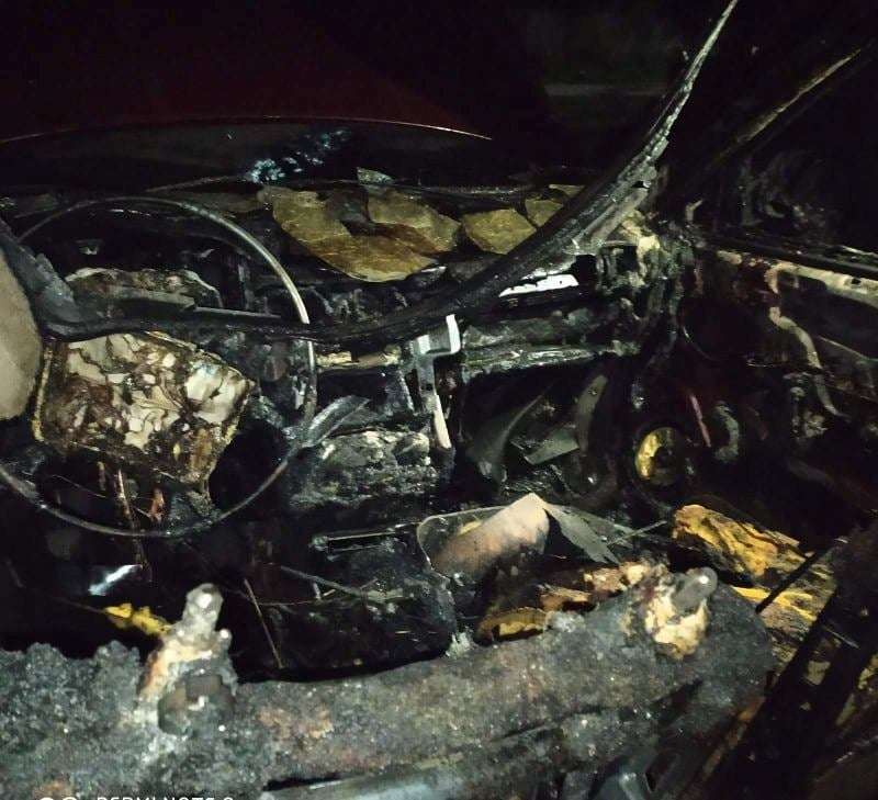 Дві автівки згоріли на Львівщині (фото)