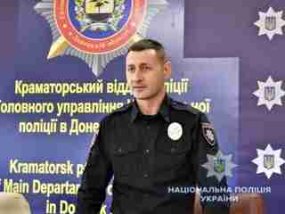 Екс-начальника відділу поліції Маріуполя, який зрадив Україну, ФСБшники упіймали на хабарах і кинули до в’язниці