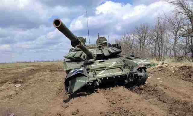 Експерт розповів, яку кількість танків росія може зняти зі зберігання