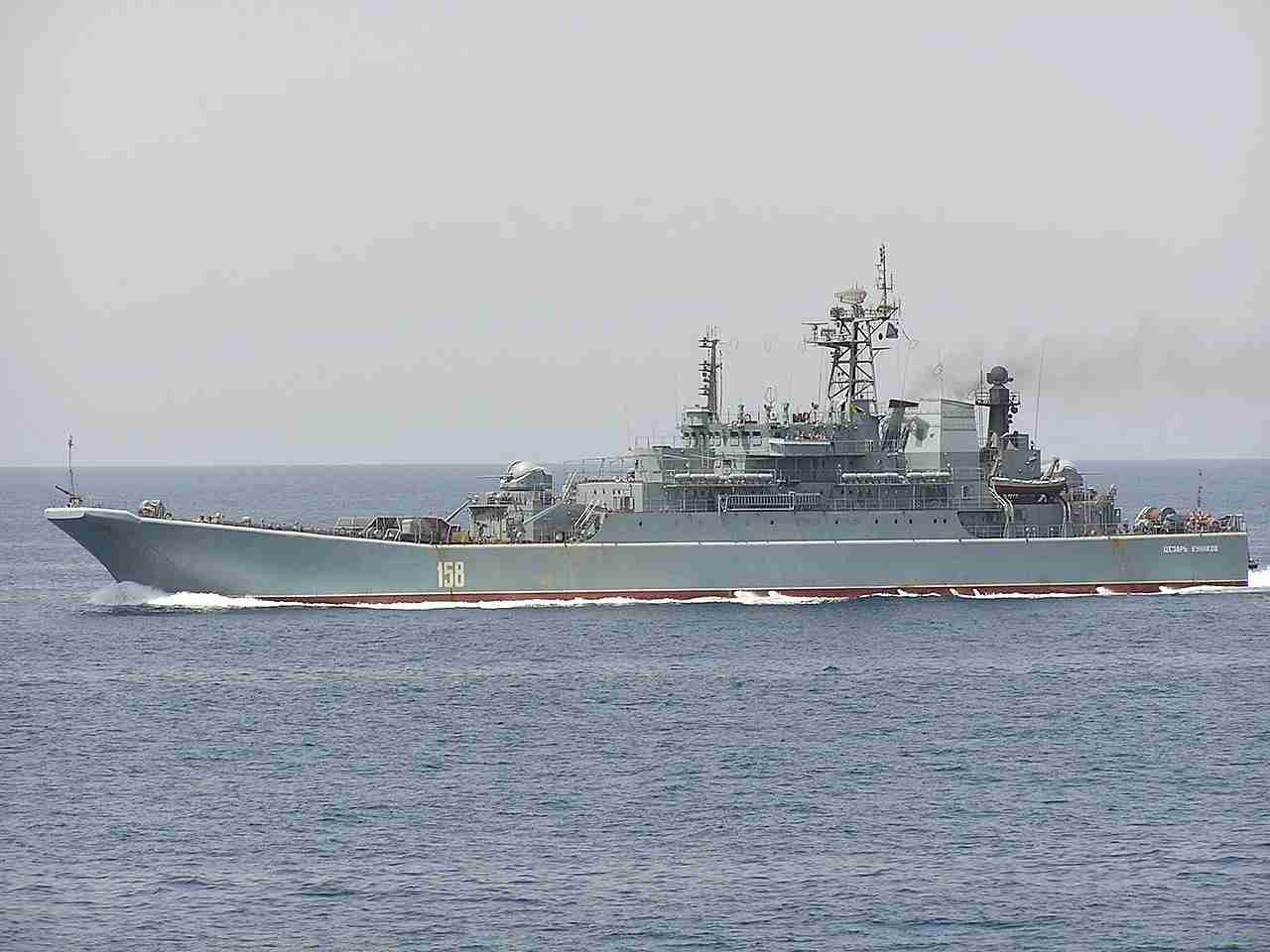 ГУР потопило російський корабель «Цезар Куніков» (ВІДЕО)