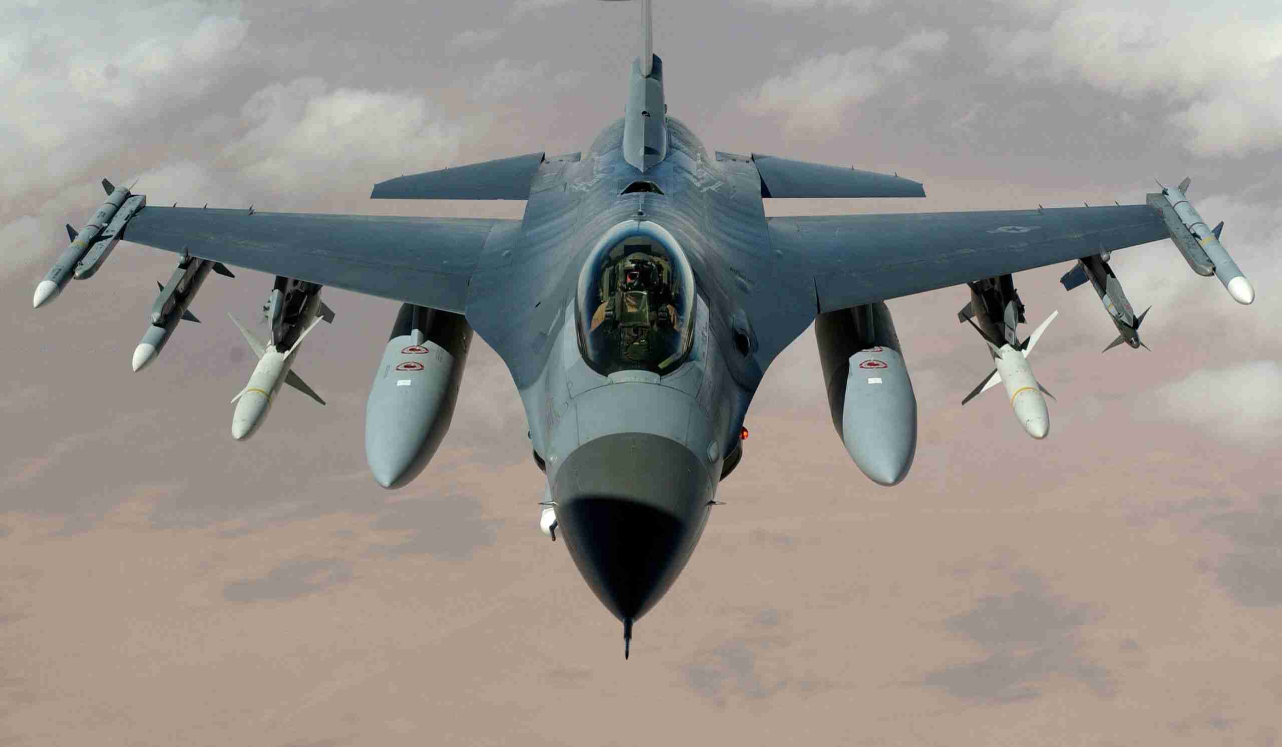 Ігнат розповів, як в Україні використовуватимуть винищувачі F-16