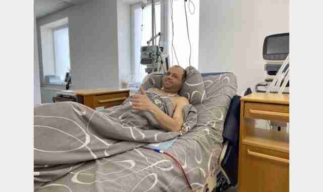 Легенда світової трансплантології провів успішну пересадку  нирки у Львові (ФОТО)