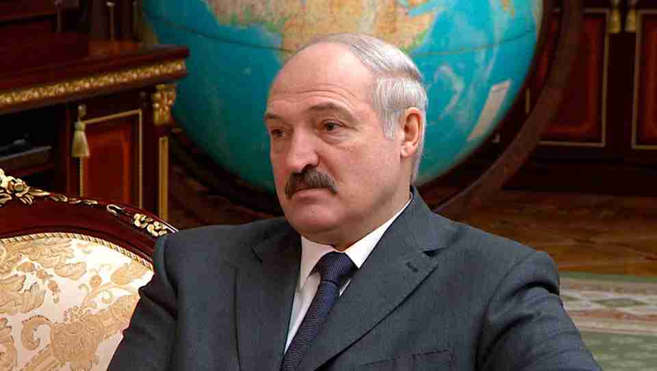 Лукашенко хотів напасти на Україну, але армія відмовилась