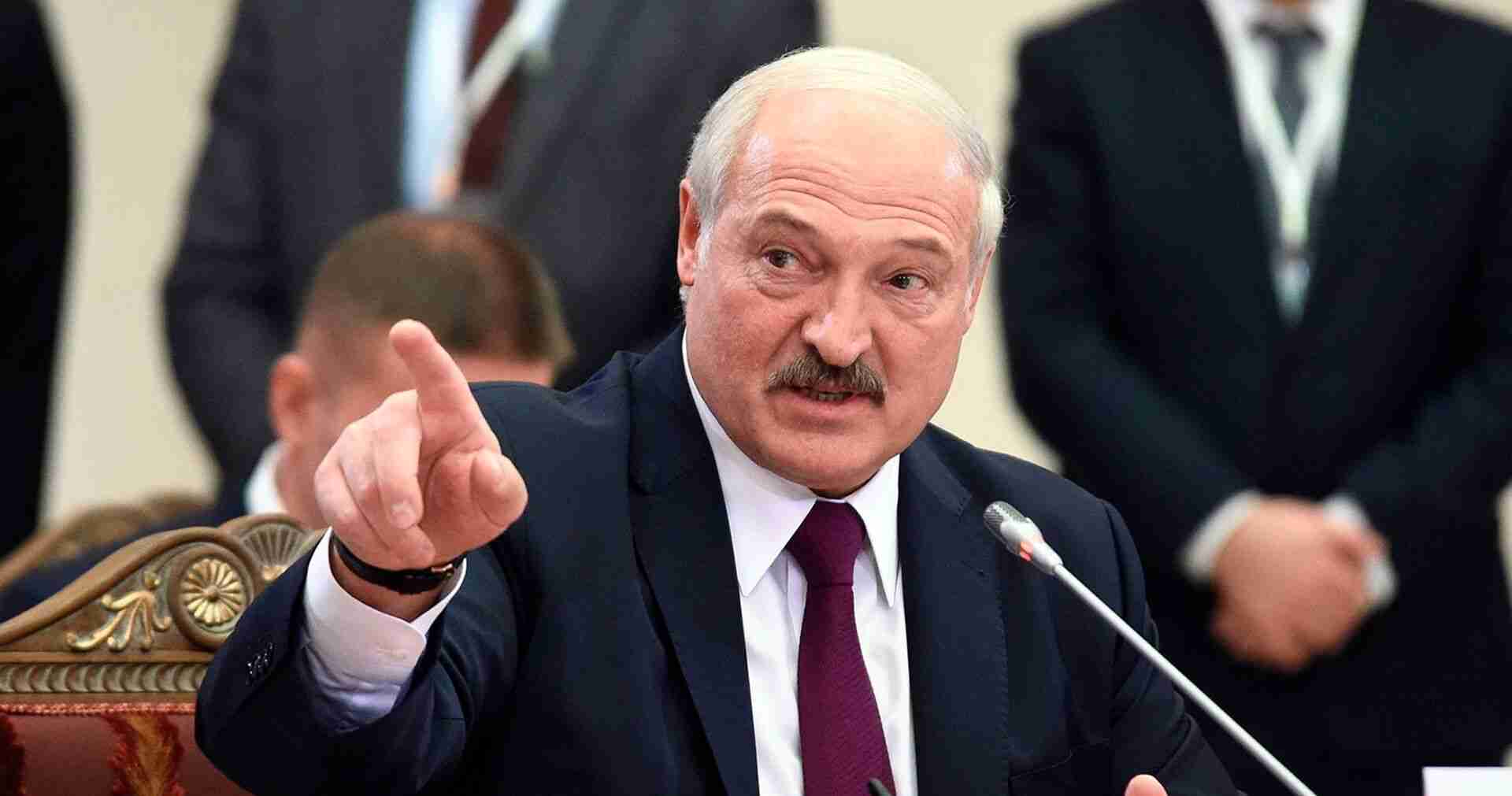 Лукашенко вважає, що Білорусь  «втягують» у Третю світову