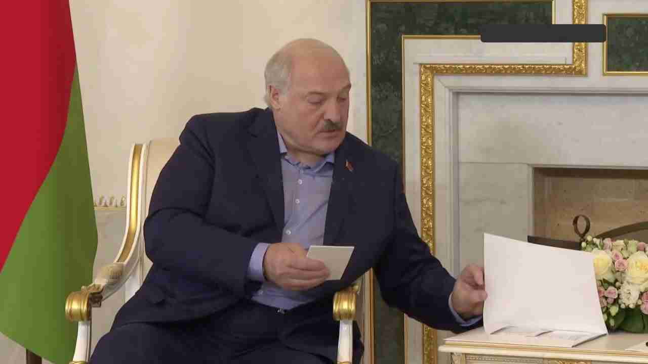 Лукашенко заявив про підтримку «населення Заходу України»