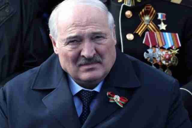 Лукашенко заявив, що російська ядерна зброя уже їде в Білорусь