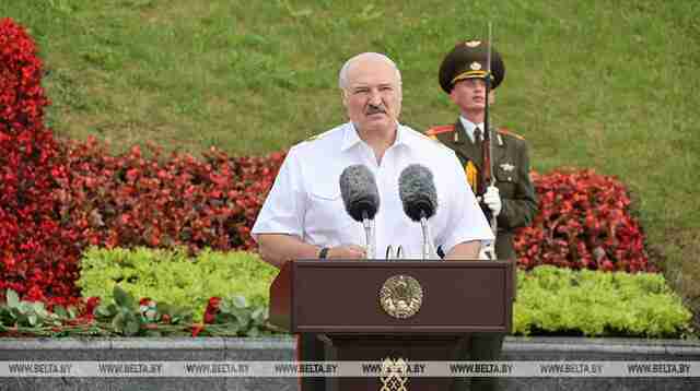 лукашенко заявив, що участь білорусі у «спецоперації» визначена давно