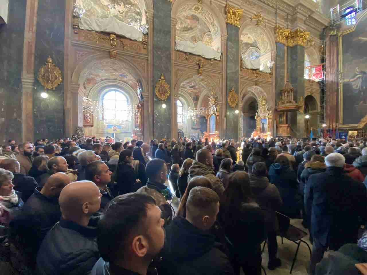 Львів 17 лютого попрощався із п'ятьма загиблими Героями (ФОТО/ВІДЕО)