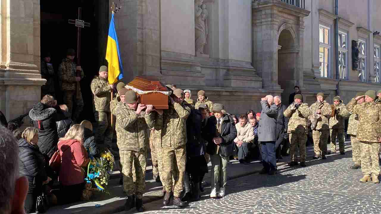 Львів 17 лютого попрощався із п'ятьма загиблими Героями (ФОТО/ВІДЕО)