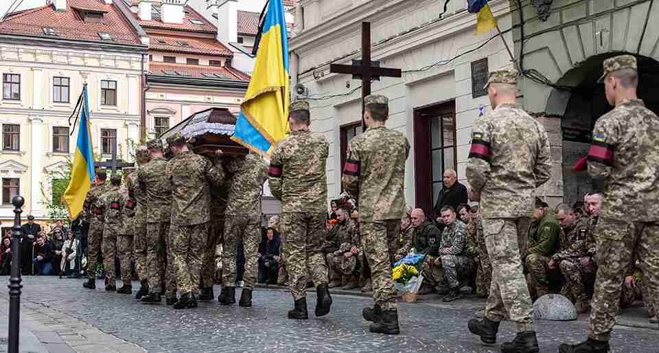 Львів сьогодні провів у останню путь воїнів, які загинули захищаючи Україну від російських окупантів (ФОТО)