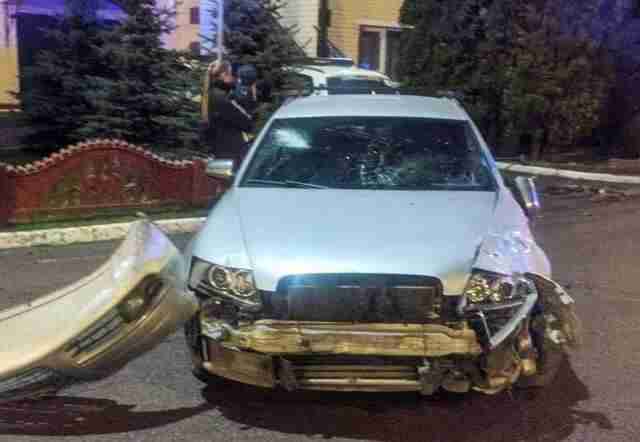 Львів'янин збив військового на блок-посту та врізався в патрульне авто (ФОТО)