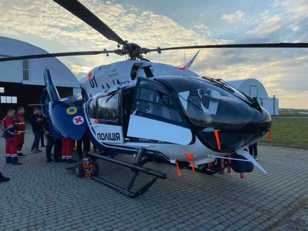 Львівщина отримала новий гелікоптер для медичної авіації (ФОТО)