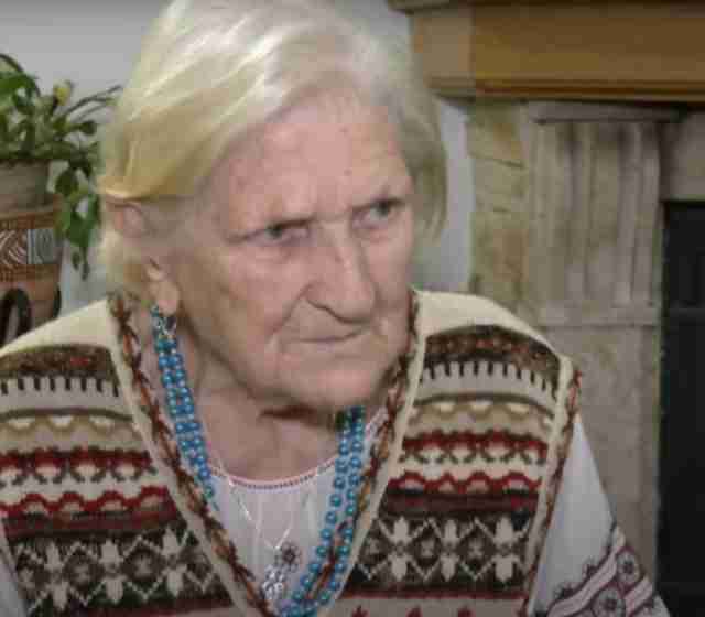 Львівська 95-річна пенсіонерка придбала дрон для військових (ВІДЕО)