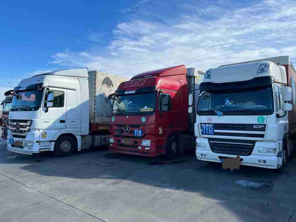Львівська митниця: на виїзді з України значно зросла кількість вантажівок