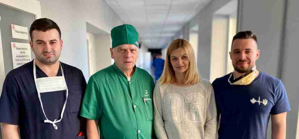 Львівські хірурги врятували породіллю, в якої після народження п’ятої дитини розірвалася артерія (ФОТО)