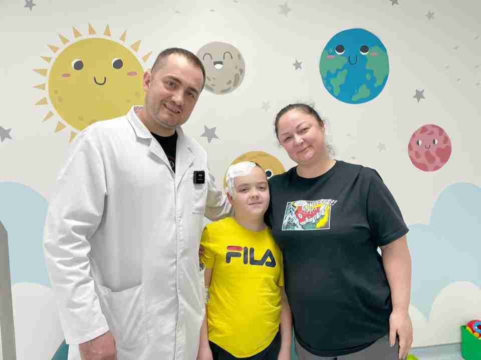 Львівські нейрохірурги дістали шматок міни з головного мозку 9-річного хлопчика (ФОТО)