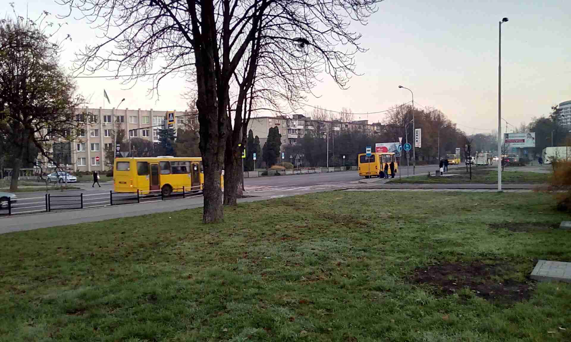 Львівські перевізники назвали свою рентабельну ціну на перевезення в автобусах
