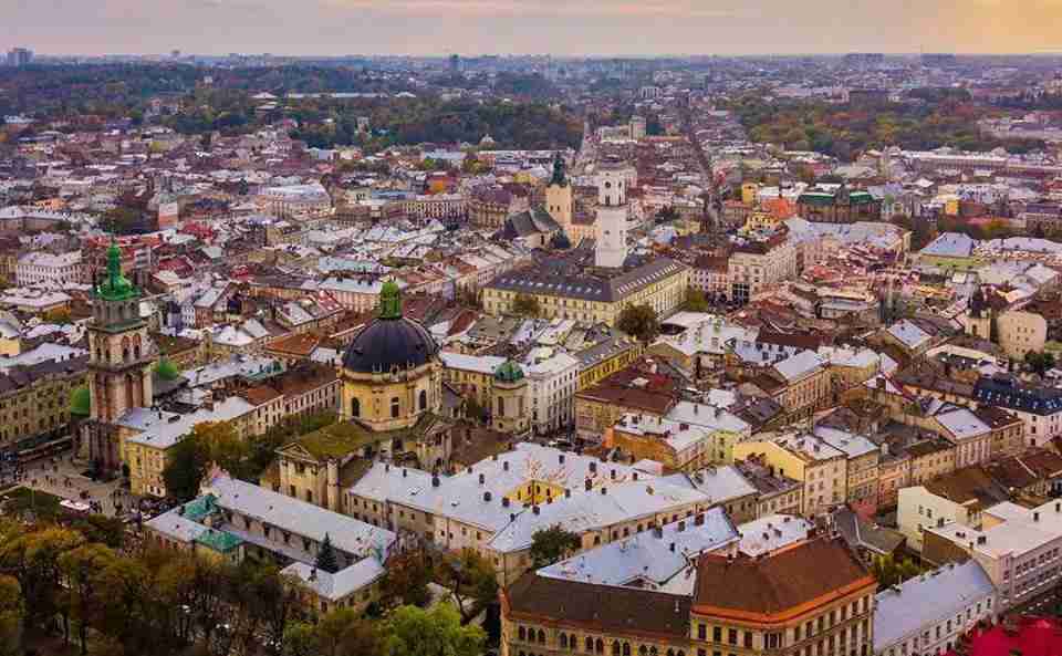 Мешканці висловили думку, на яку суму можна комфортно проживати у Львові щомісяця (ВІДЕО)
