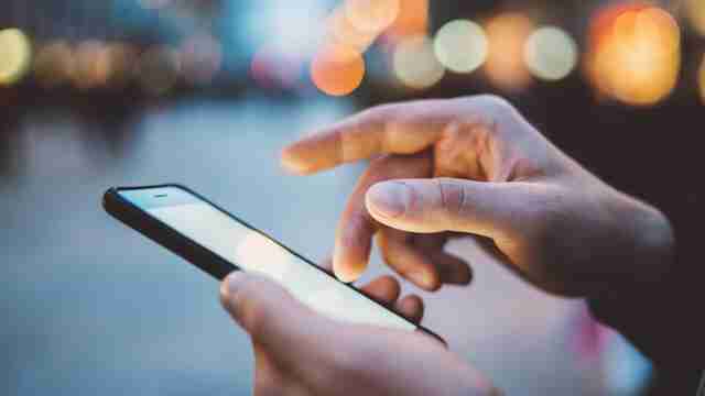 Мобільний оператор попередив про небезпечні повідомлення з закликами до держзради