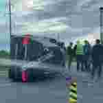 Момент ДТП: на об’їзній дорозі Львова сталася потрійна аварія (відео, фото)