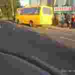 Момент смертельної ДТП у Городку: внаслідок лобового зіткнення загинув неповнолітній скутерист (відео)