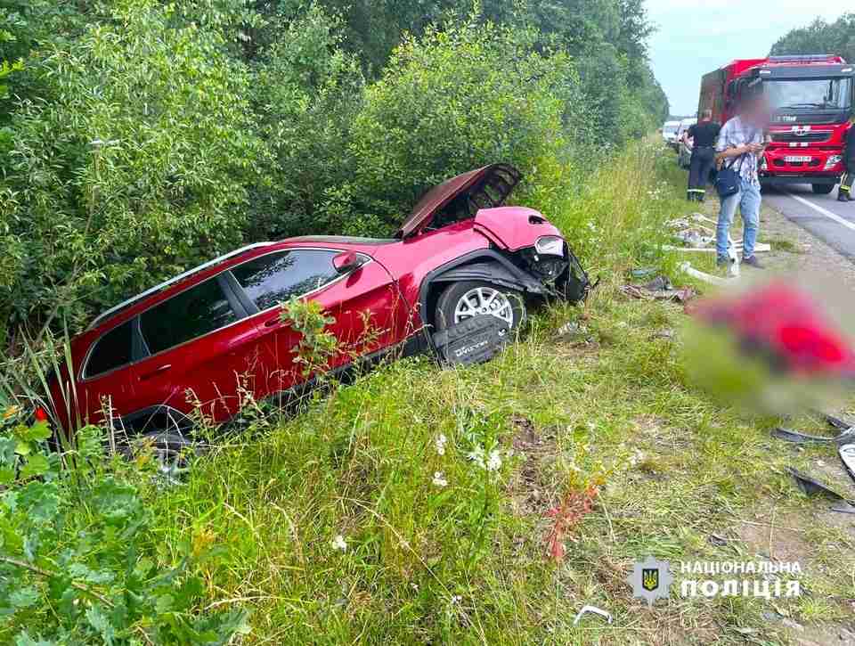 На автодорозі «Стрий-Чернівці-Мамалига» трапилася жахлива смертельна аварія (ФОТО)