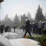 На Байковому кладовищі встановили мега-пам’ятник Каденюку задавивши сусідні поховання