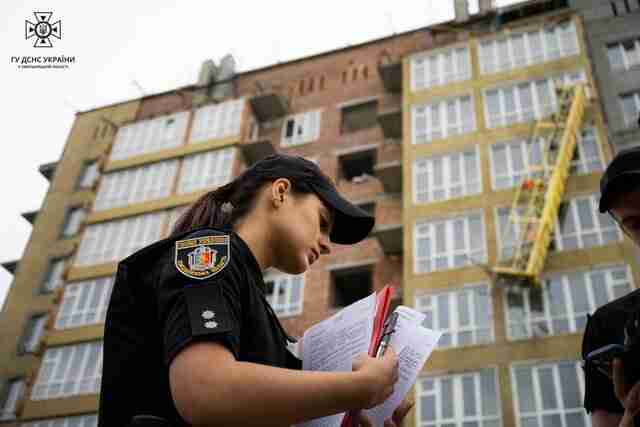 На будівництві новобудови у Хмельницькому постраждали п'ятеро працівників (ФОТО)
