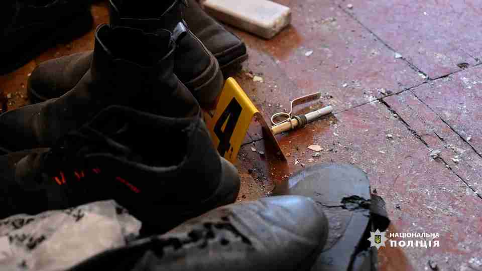 На Буковині чоловік підірвав гранату в квартирі співмешканки (ФОТО, ВІДЕО)