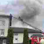 На Буковині сталася масштабна пожежа на складі автомобільних шин (фоторепортаж)