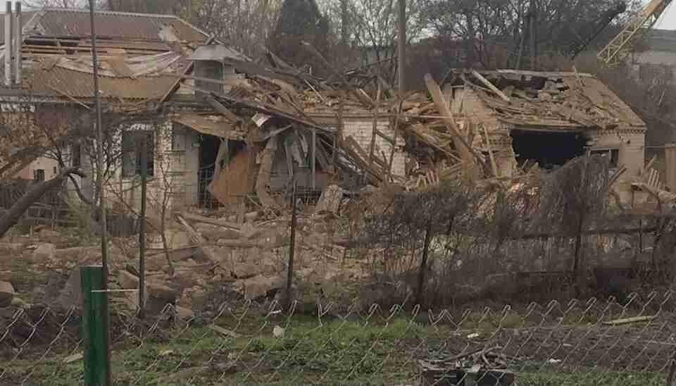 На Дніпропетровщині ракета влучила у дачні будинки