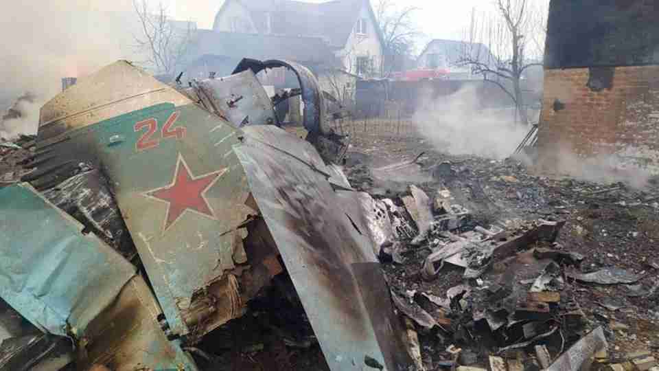 На Донбасі ЗСУ знищили 4 танки, 2 артилерійські системи, 10 одиниць броньованої та 11 - автомобільної техніки