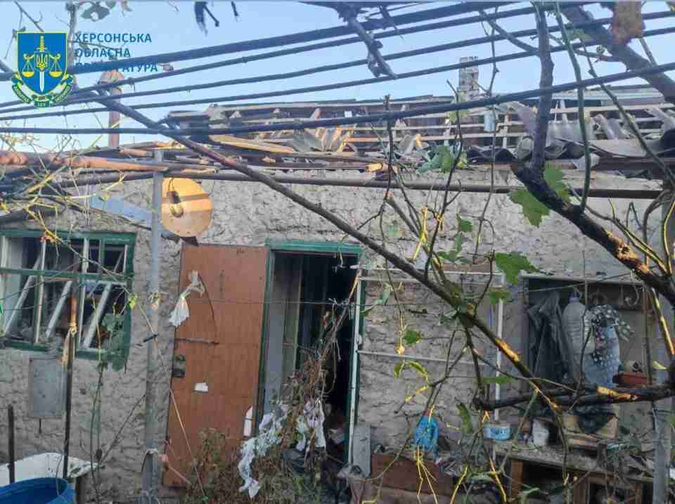 На Херсонщині окупанти скинули вибухівку з безпілотника: є постраждалі